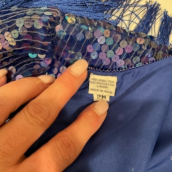 SCALA Milan Paris Los Angeles 100% silk sequin with fringe. Stunning! - Picture 6 of 6